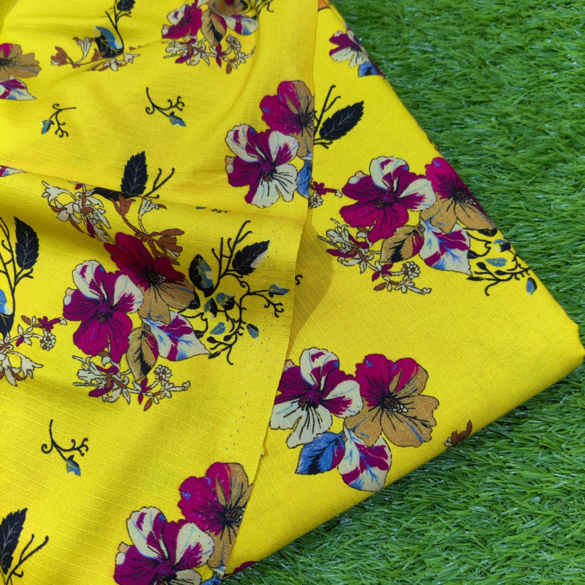 Areej 2pc Linen on Banadora