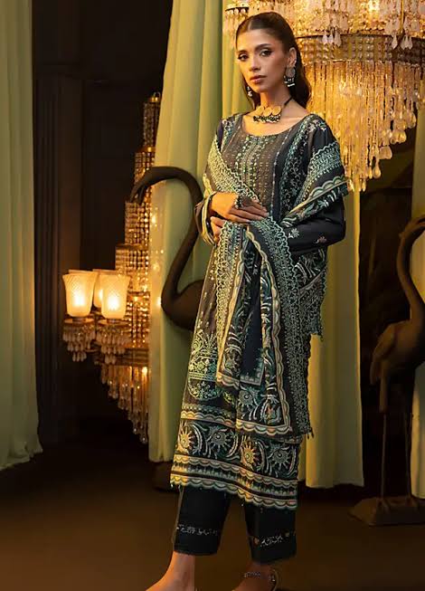 Salina Cutwork Khaddar 3pc Salina By Regali🟢
